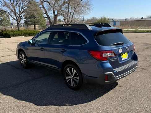 Used 2019 Subaru Outback 2.5i Limited image 4