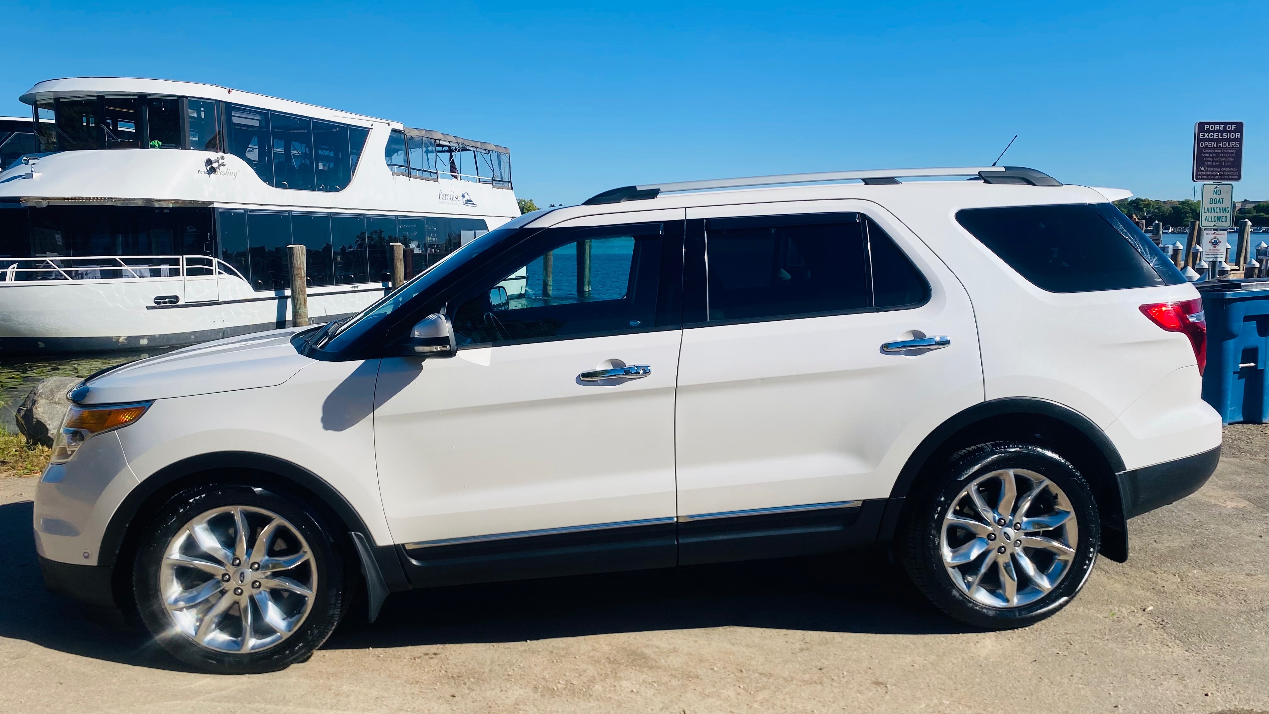 Used 2013 Ford Explorer Limited AWD/4WD image 4