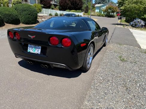 Used 2009 Chevrolet Corvette Coupe image 9
