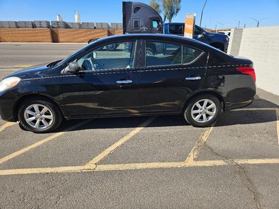 Used 2012 Nissan Versa SL w/ SL Tech Pkg