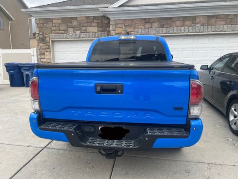 Used 2021 Toyota Tacoma TRD Off-Road image 5