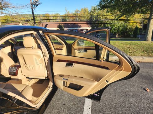 Used 2013 Mercedes-Benz S 550 4MATIC image 12