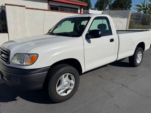 Used 2001 Toyota Tundra 2WD Regular Cab image 1