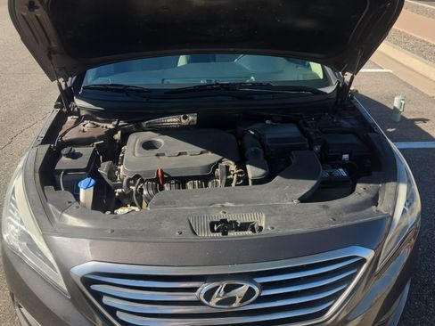 Used 2015 Hyundai Sonata SE image 5