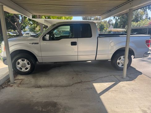 Used 2012 Ford F150 XLT w/ XLT Convenience Pkg RWD image 2