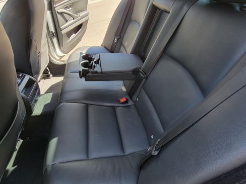 Used 2011 BMW 528i Sedan image 19