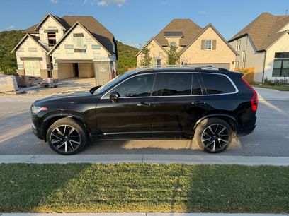 Used 2018 Volvo XC90 T6 Momentum w/ Convenience Package