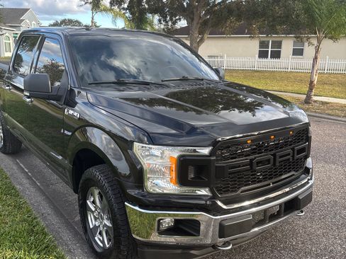 Used 2018 Ford F150 XLT w/ Equipment Group 302A Luxury image 15