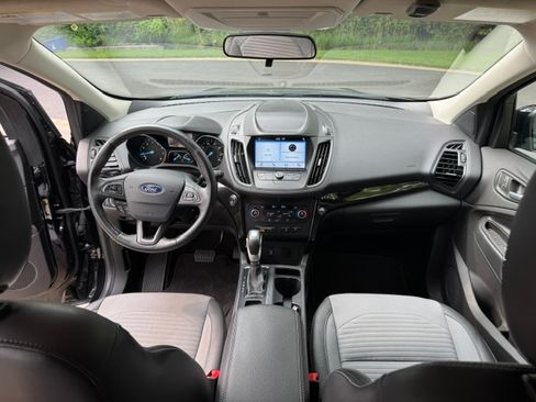 Used 2019 Ford Escape SE AWD/4WD image 6