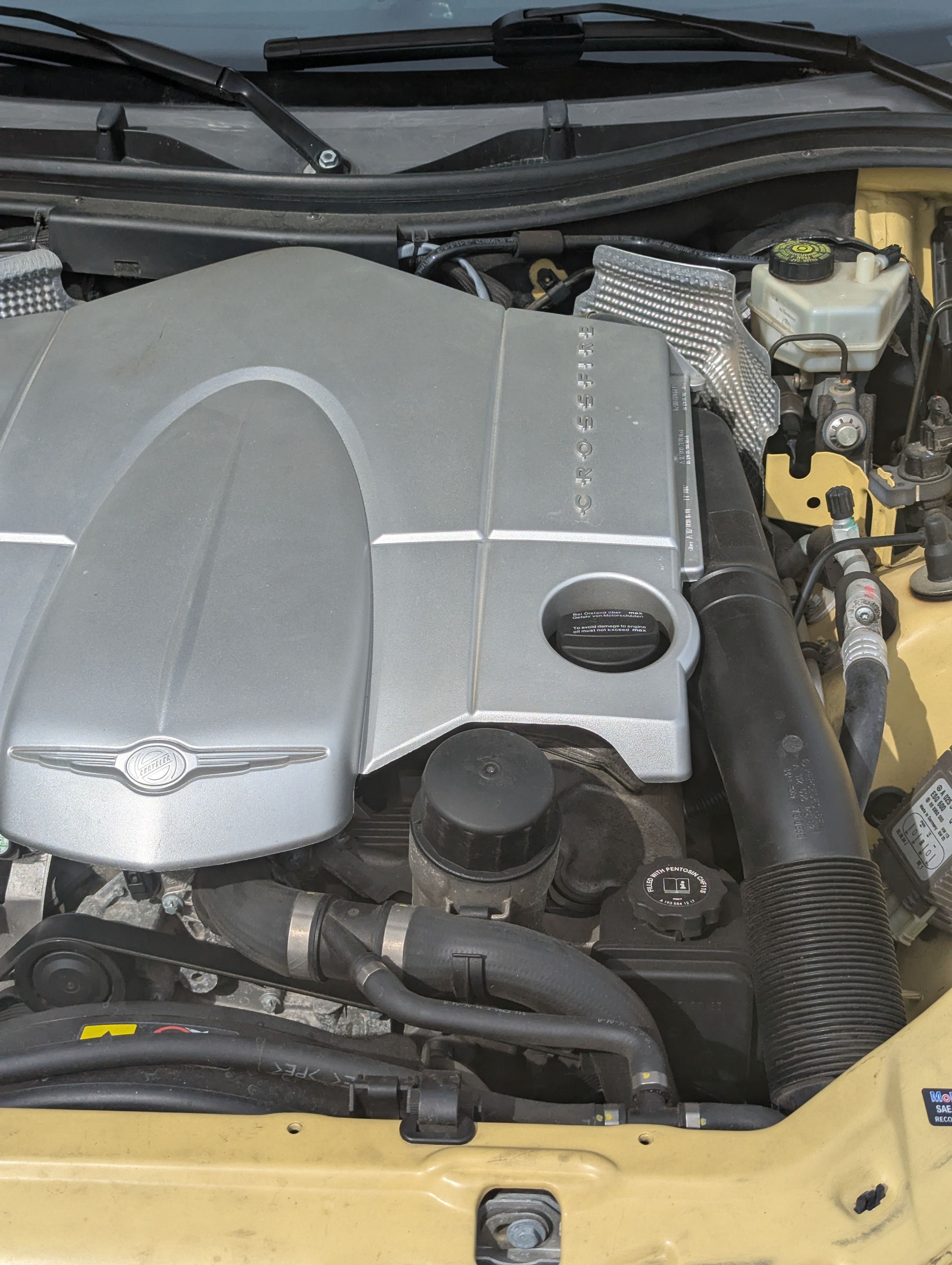 Used 2005 Chrysler Crossfire Limited RWD image 14