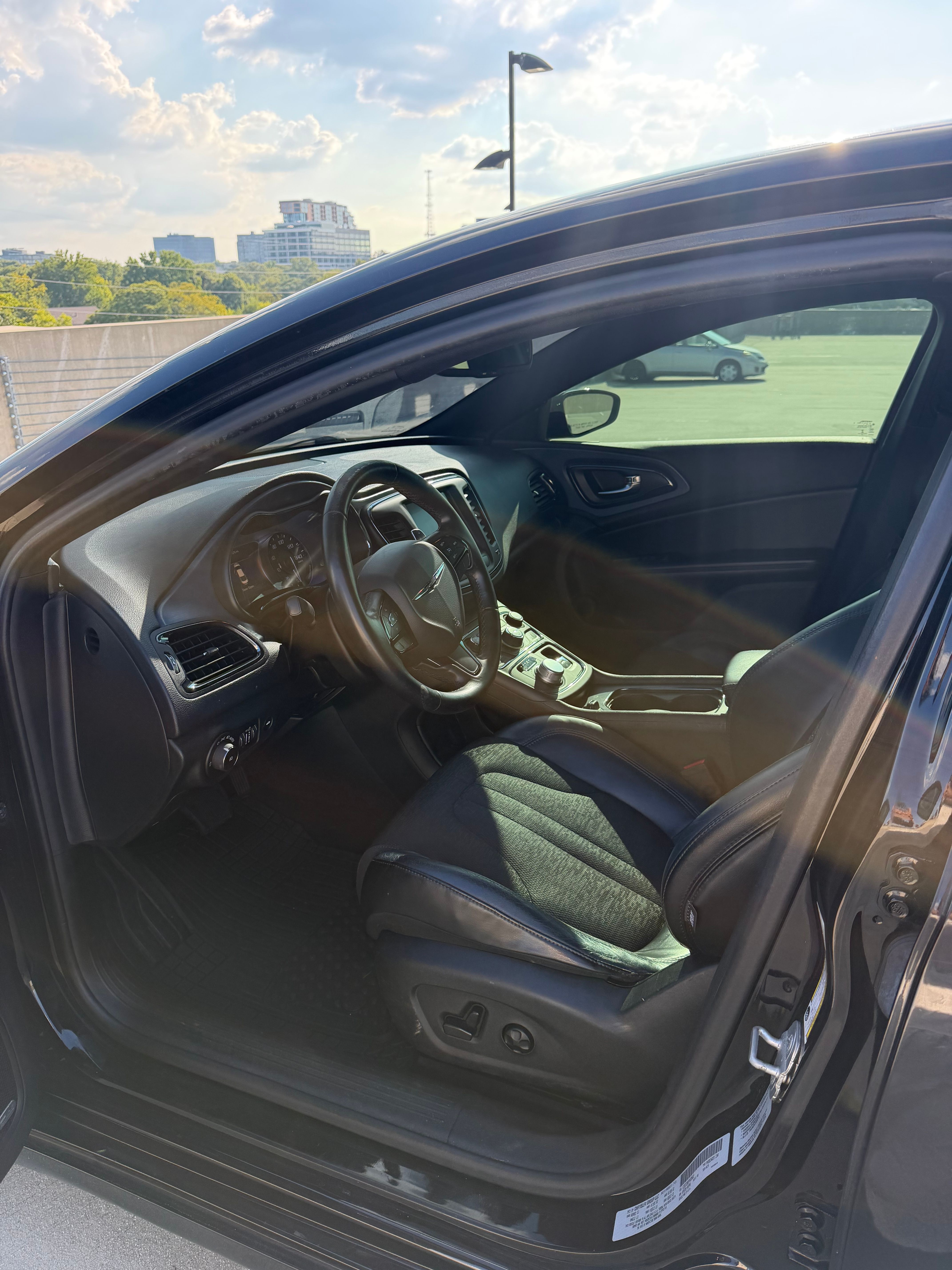 Used 2015 Chrysler 200 S w/ Navigation & Sound Group I FWD image 8