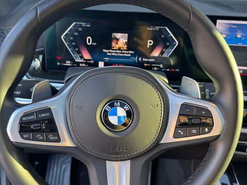 Used 2025 BMW X5 xDrive40i w/ M Sport Package image 6