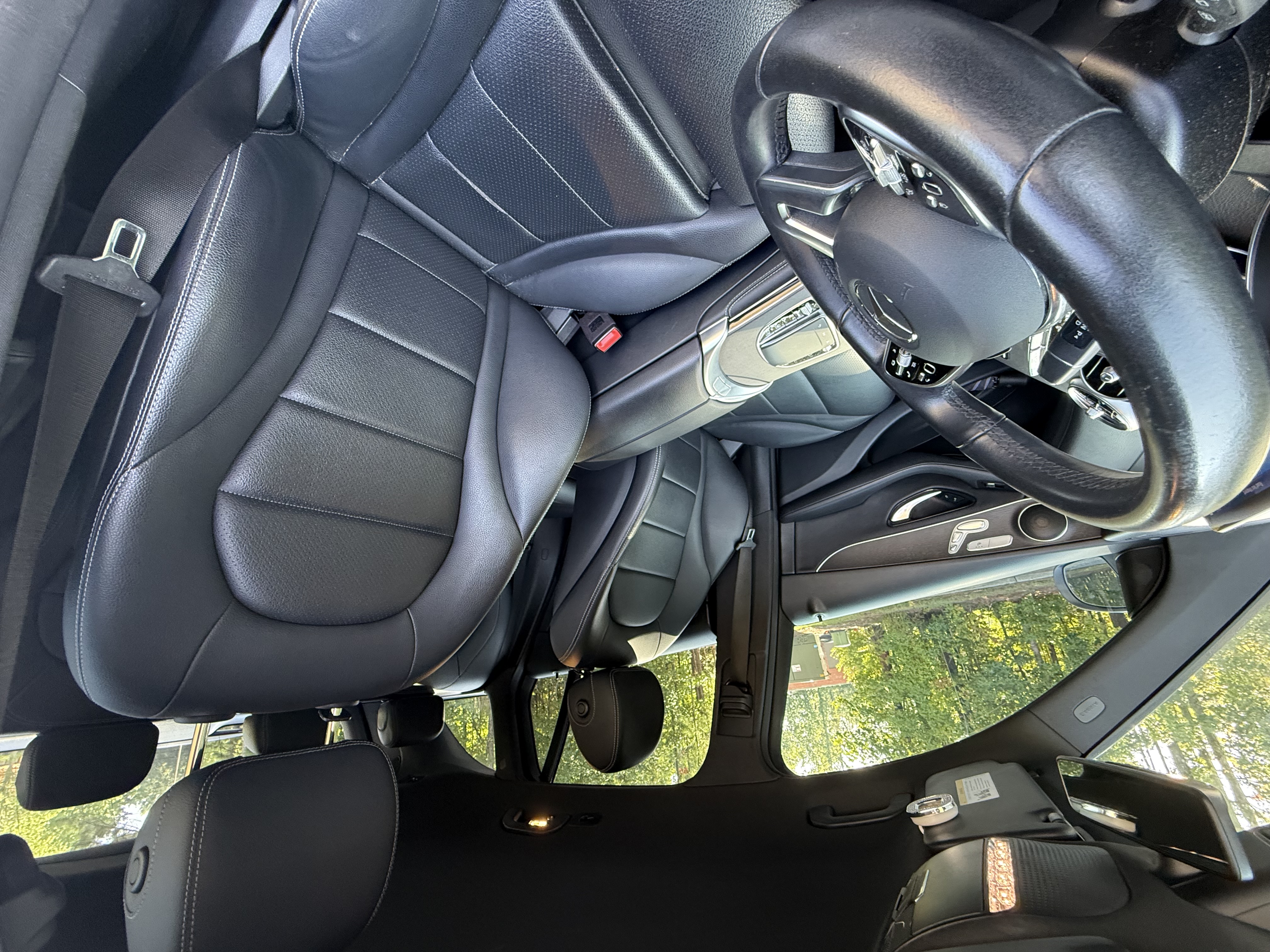 Used 2020 Mercedes-Benz GLC 300 4MATIC image 9