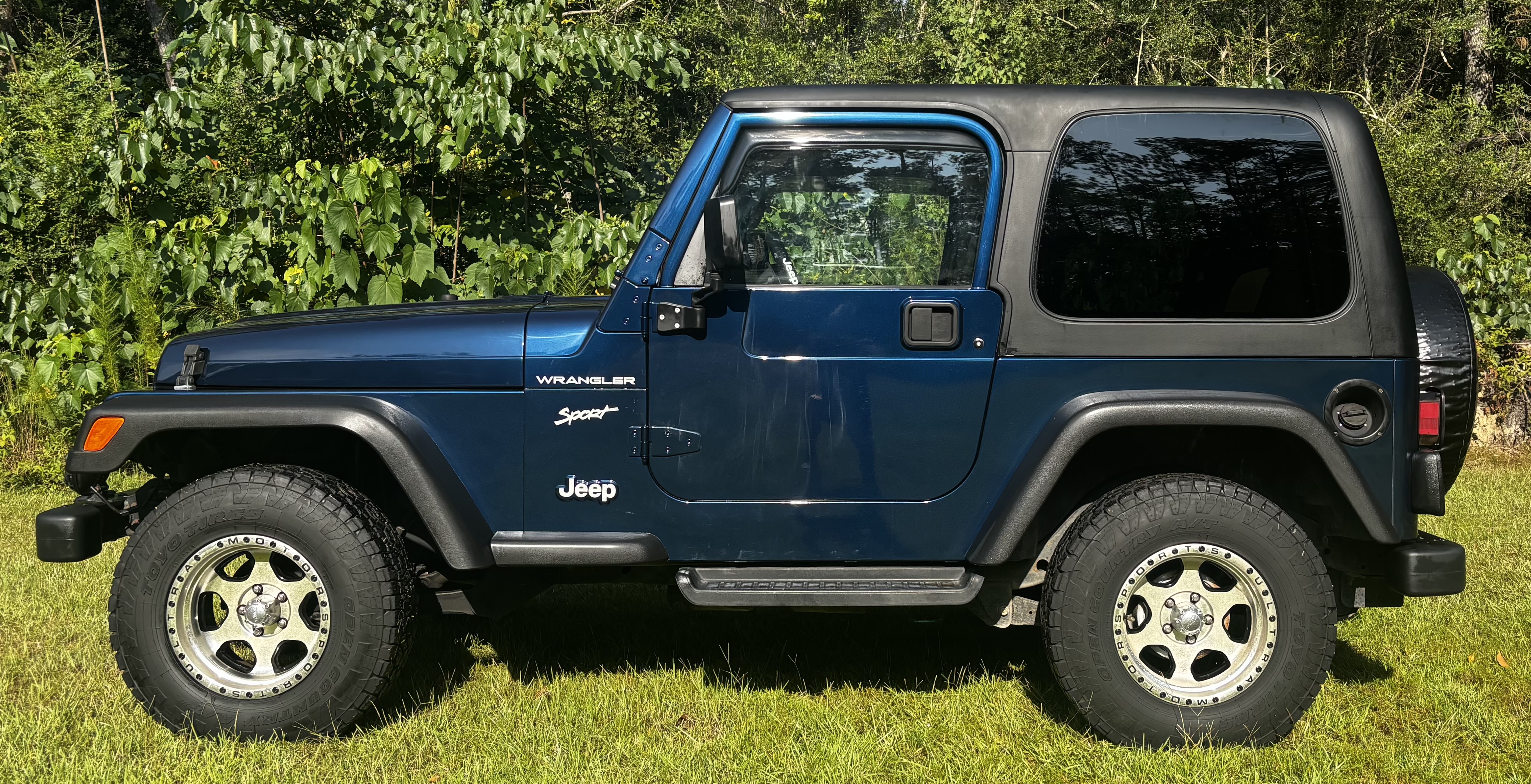 Used 2000 Jeep Wrangler Sport AWD/4WD image 1