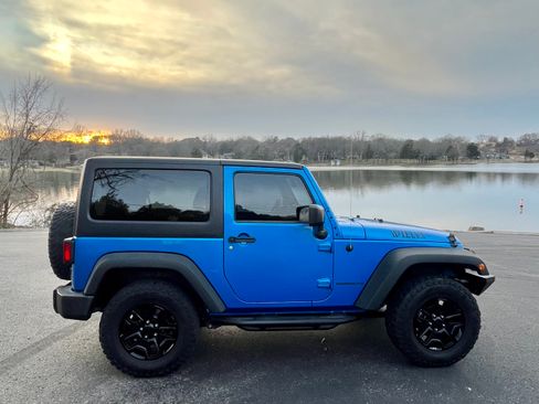 Used 2016 Jeep Wrangler Sport image 1