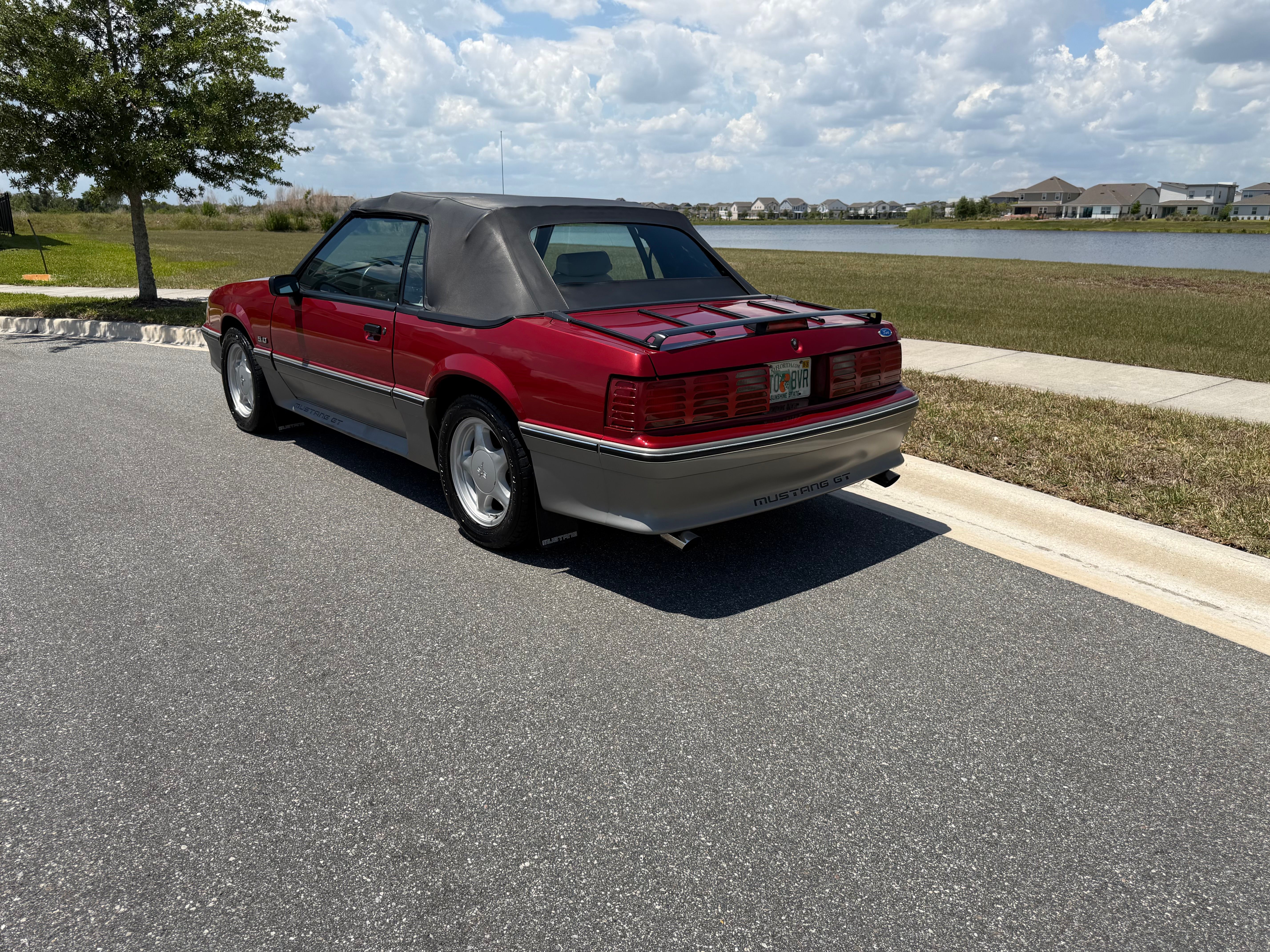 Used 1992 Ford Mustang GT RWD image 21