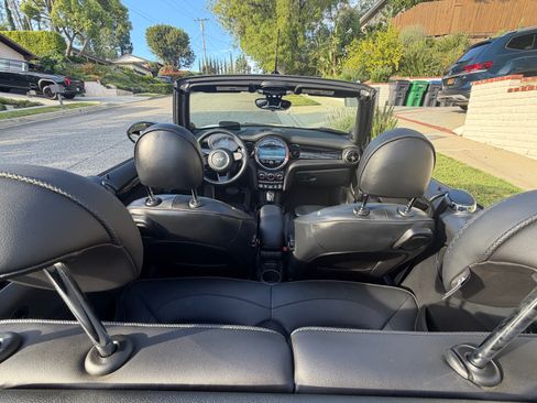 Used 2023 MINI Cooper S image 19