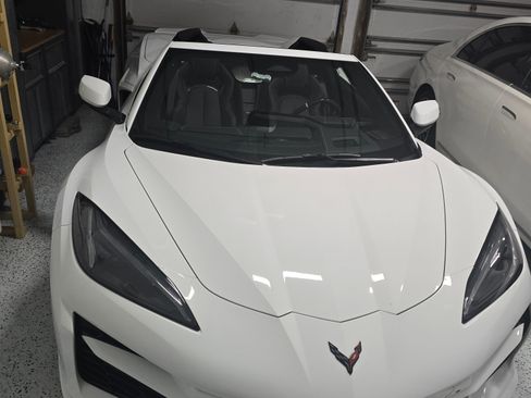 Used 2026 Chevrolet Corvette E-Ray w/ ZER Performance Package image 1