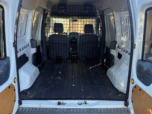 Used 2013 Ford Transit Connect XL image 9