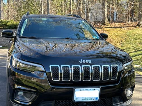 Used 2022 Jeep Cherokee Latitude Lux image 1