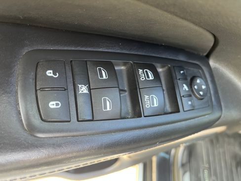 Used 2016 Jeep Grand Cherokee Summit w/ Platinum Series Group AWD/4WD image 18