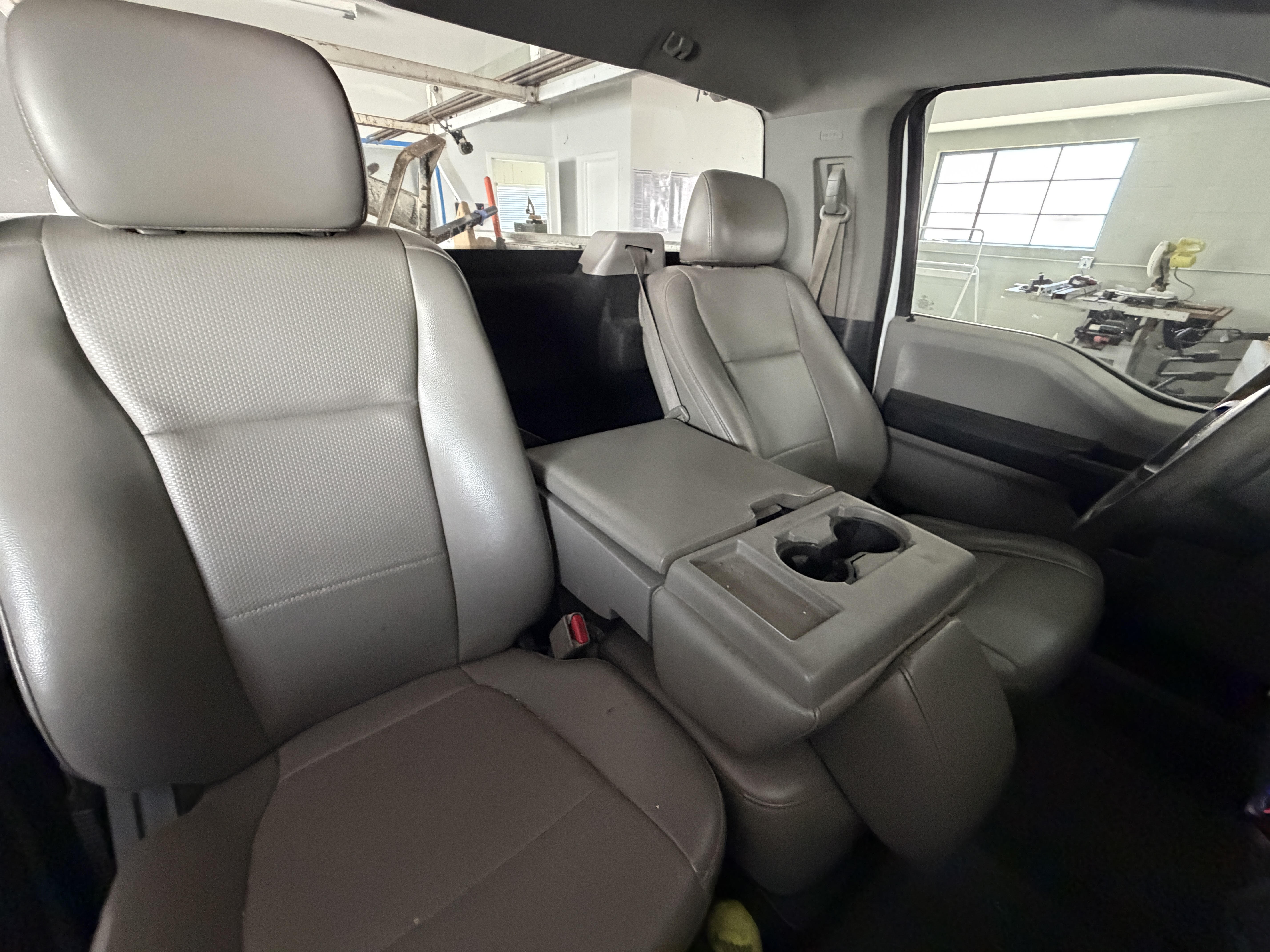 Used 2017 Ford F250 XL RWD image 2