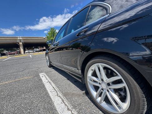 Used 2014 Mercedes-Benz C 300 4MATIC Sedan image 12