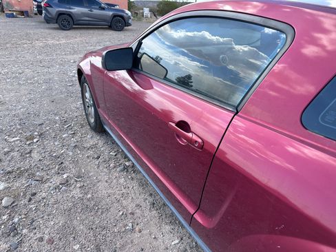 Used 2007 Ford Mustang Premium RWD image 16