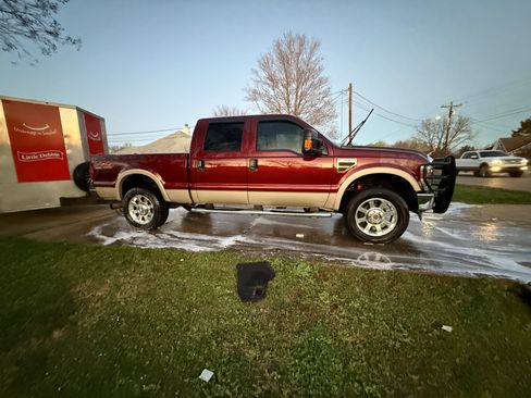 Used 2009 Ford F350 FX4 image 11