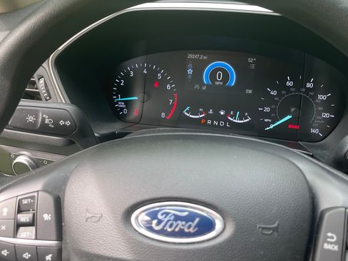 Used 2020 Ford Escape SE AWD/4WD image 9