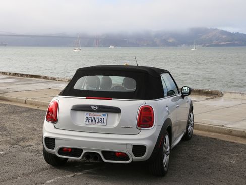 Used 2021 MINI Cooper John Cooper Works w/ 6.5" Touchscreen Package image 30