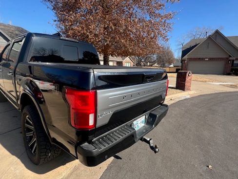 Used 2019 Ford F150 Platinum w/ Equipment Group 701A Luxury image 16