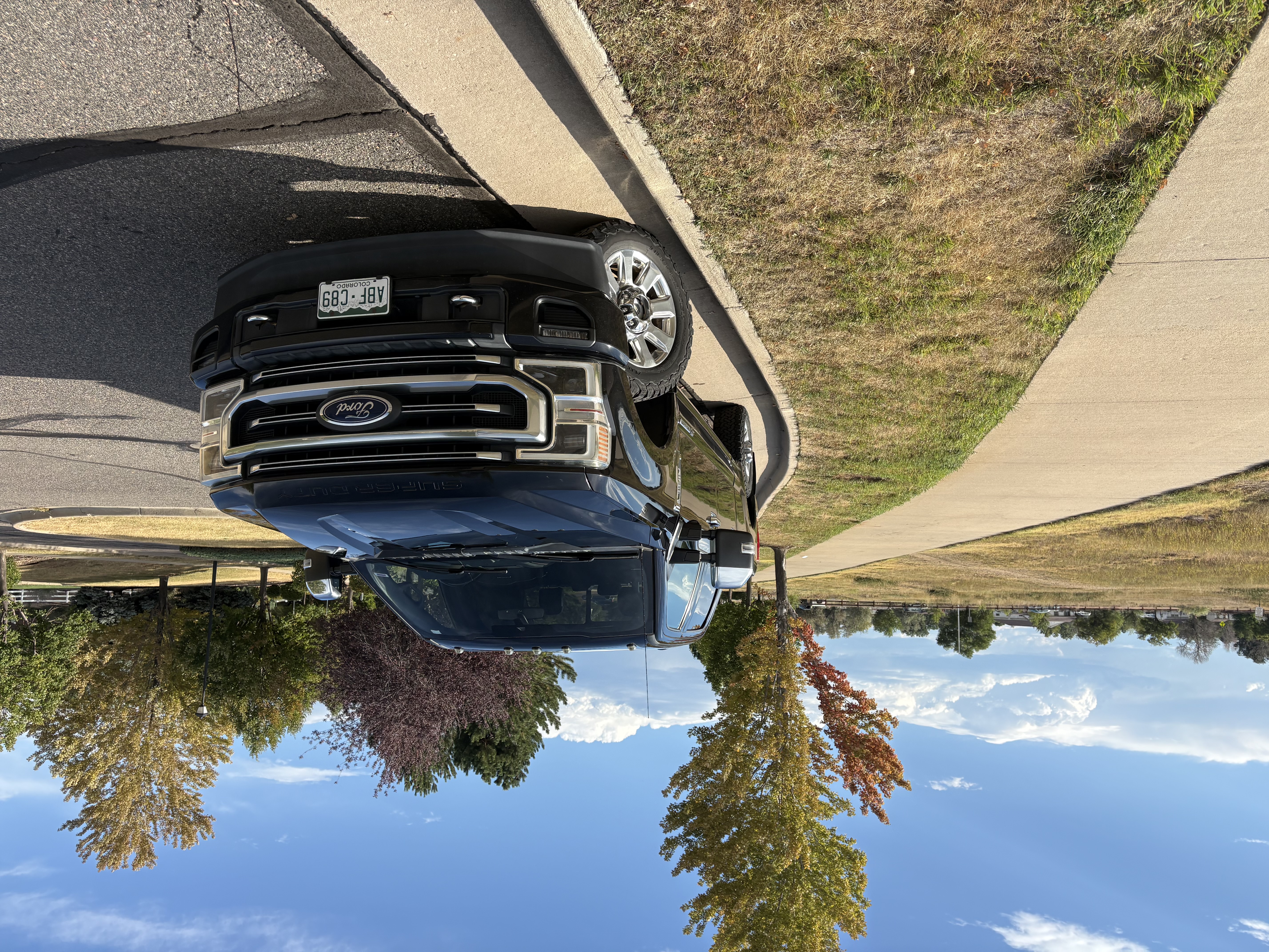 Used 2020 Ford F350 Platinum AWD/4WD image 2