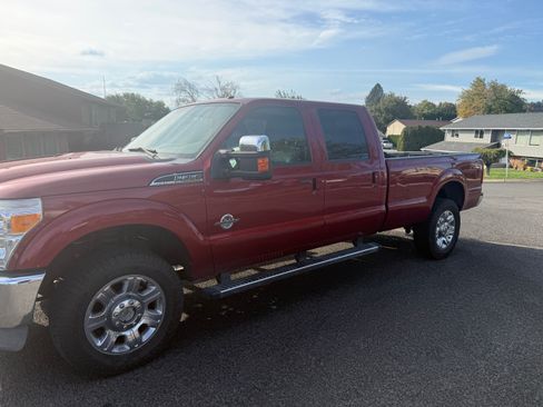 Used 2013 Ford F350 Lariat w/ Lariat Ultimate Pkg image 4