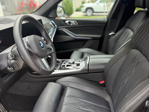 Used 2026 BMW X7 xDrive40i AWD/4WD image 11