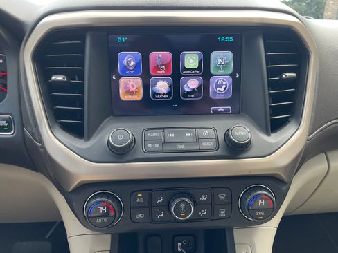 Used 2017 GMC Acadia Denali w/ Technology Package image 13