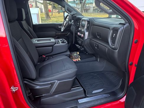 Used 2023 GMC Sierra 3500 SLE w/ SLE Convenience Package image 11