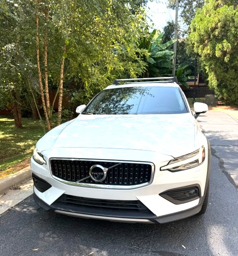 Used 2020 Volvo V60 T5 Cross Country w/ Protection Package Premier AWD/4WD image 1