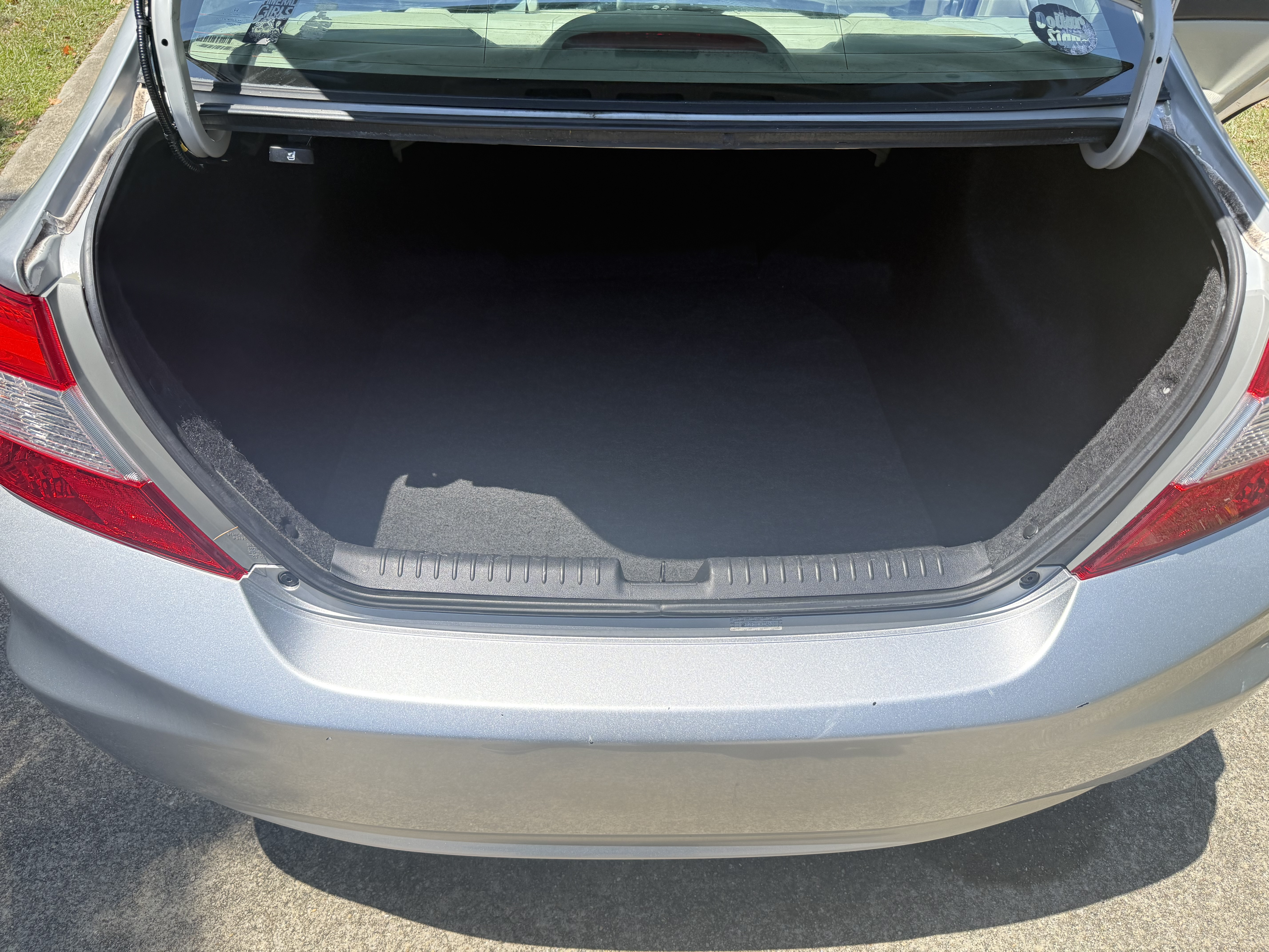 Used 2012 Honda Civic LX image 9