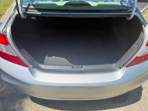 Used 2012 Honda Civic LX image 9