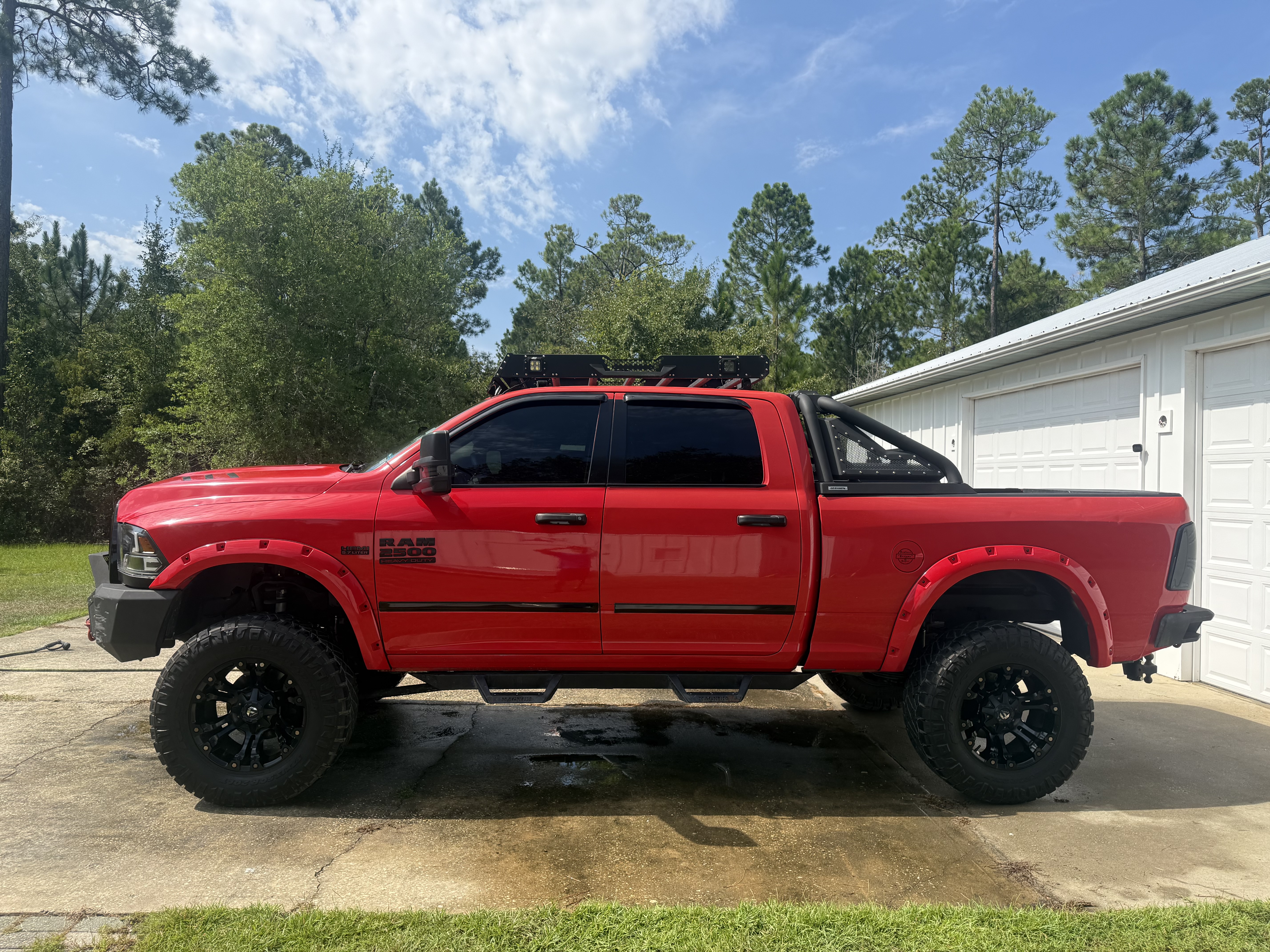 Used 2010 Dodge Ram 2500 Truck SLT AWD/4WD image 1