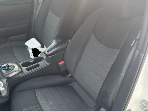 Used 2018 Nissan Leaf S w/ S Charge Package image 13