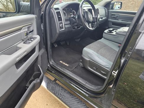 Used 2018 RAM 1500 Big Horn image 13