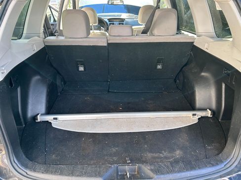 Used 2014 Subaru Forester 2.5i Premium w/ All-Weather Package image 16