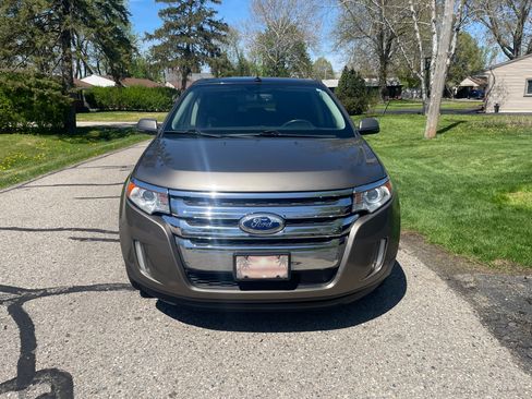 Used 2014 Ford Edge Limited w/ Equipment Group 302A AWD/4WD image 5