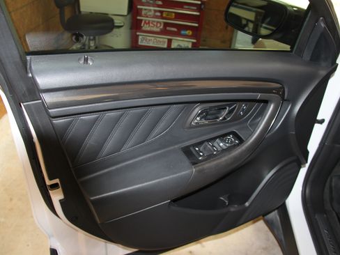 Used 2015 Ford Taurus SHO w/ Equipment Group 401A image 14