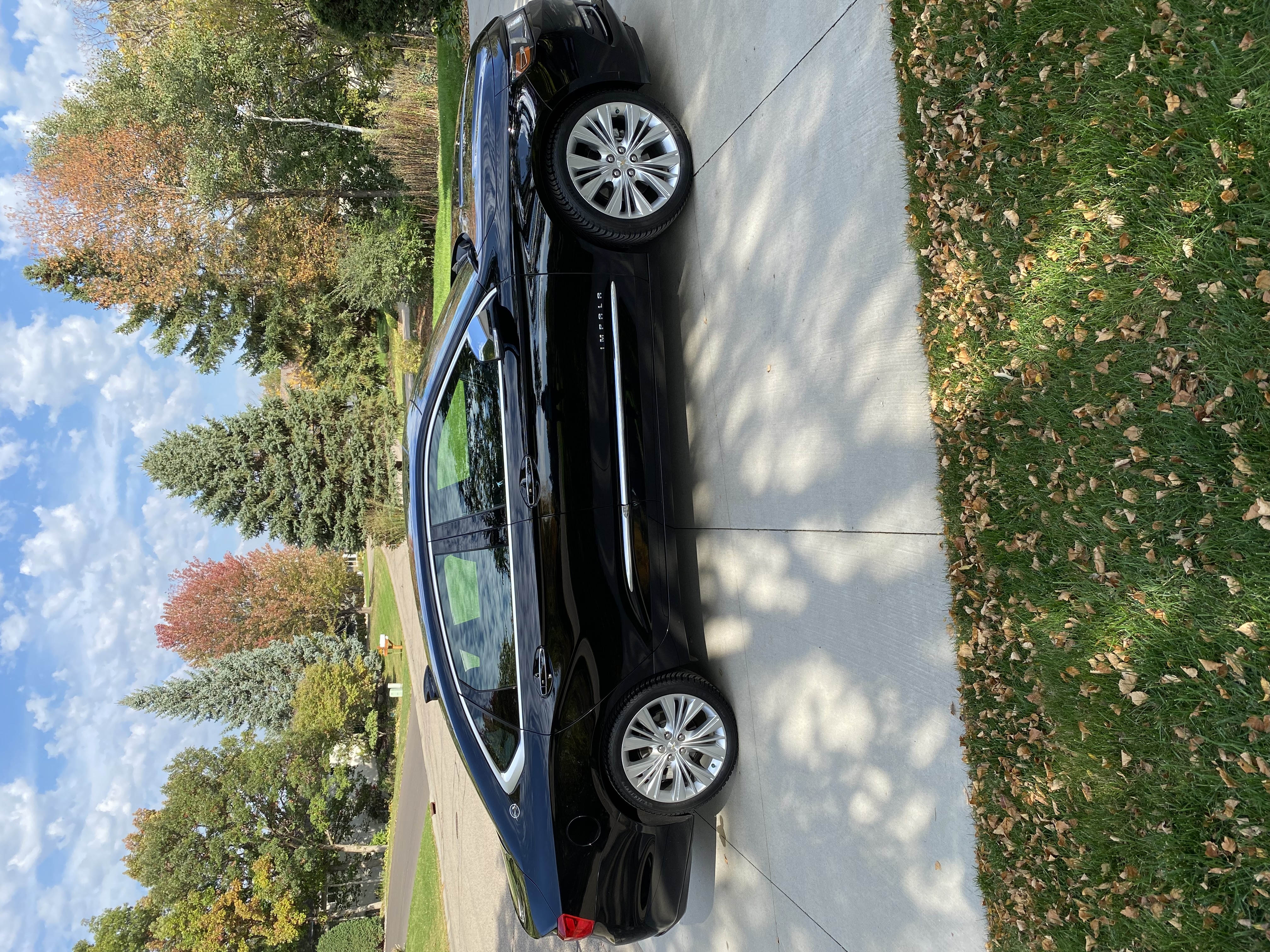 Used 2015 Chevrolet Impala LTZ FWD image 4