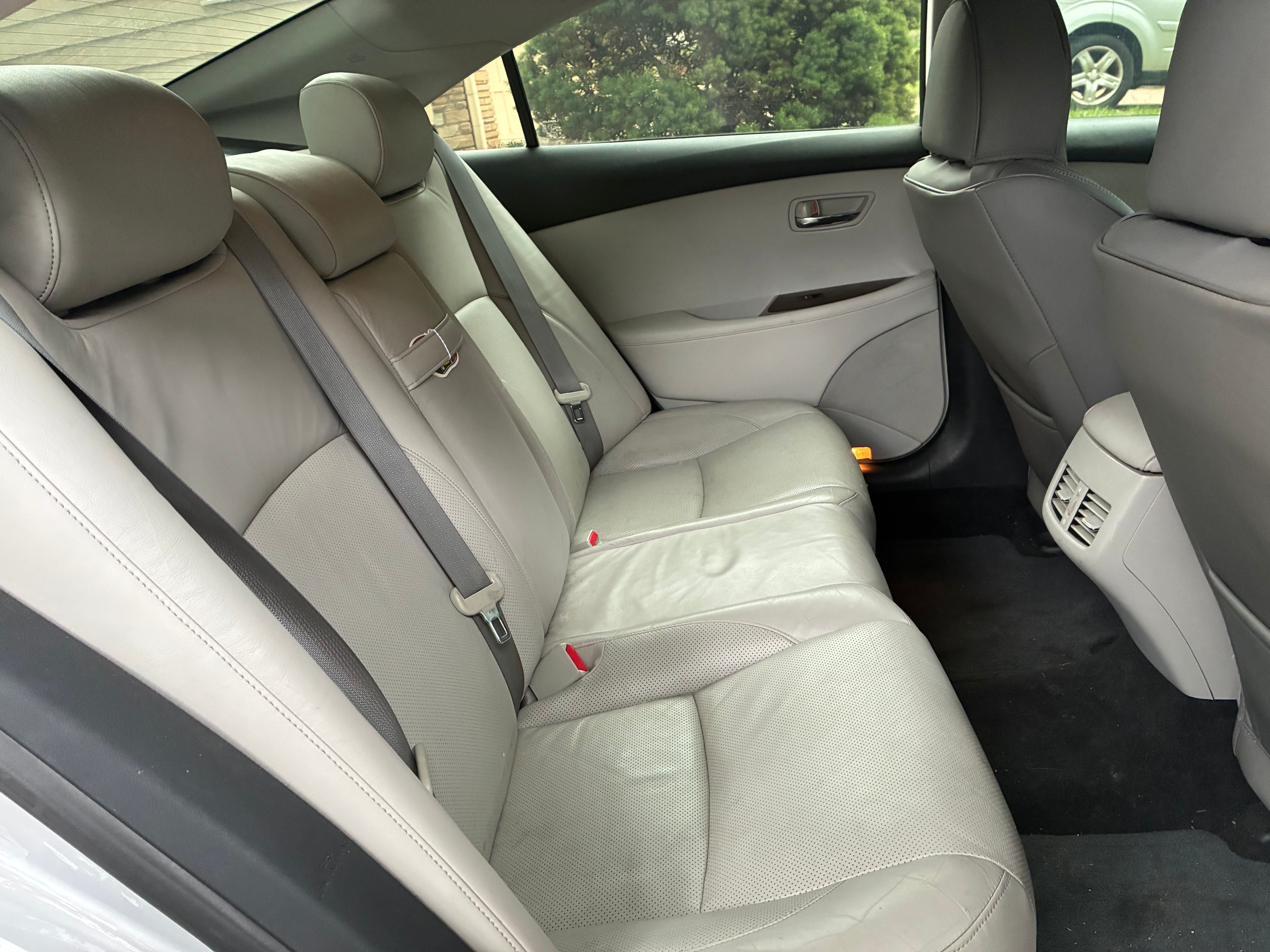 Used 2010 Lexus ES 350 FWD image 5