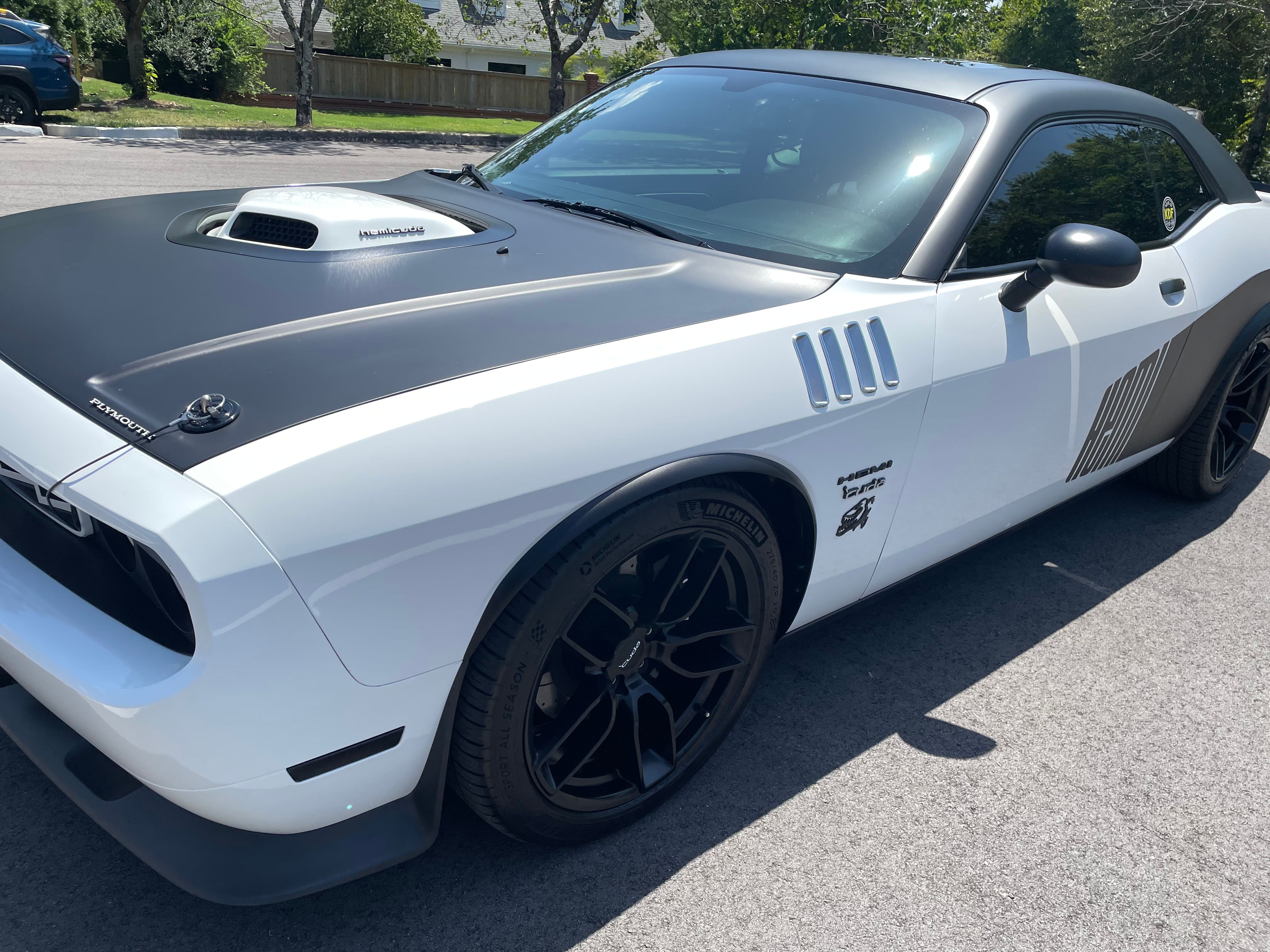Used 2011 Dodge Challenger R/T RWD image 1