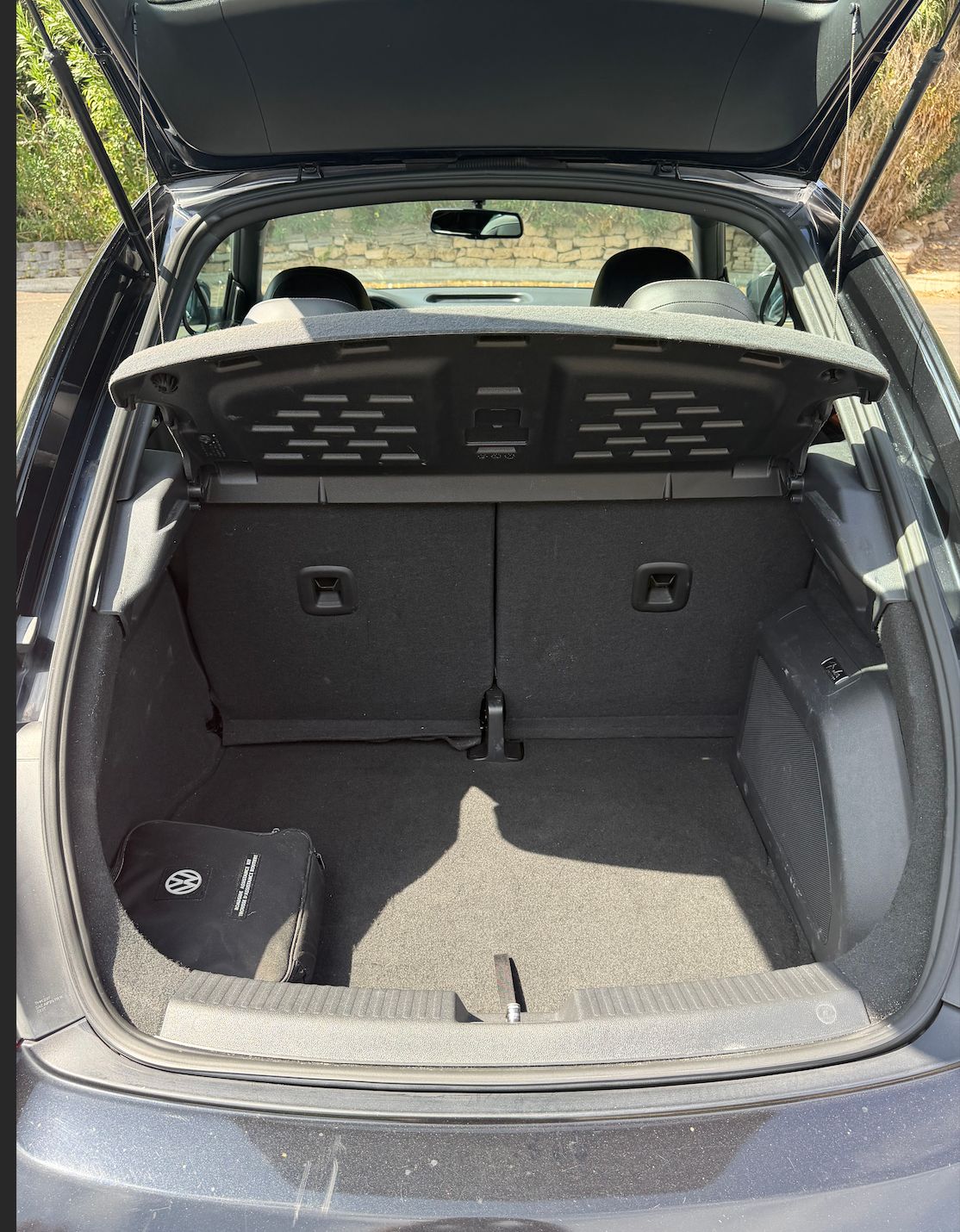 Used 2013 Volkswagen Beetle 2.5 Fender FWD image 12